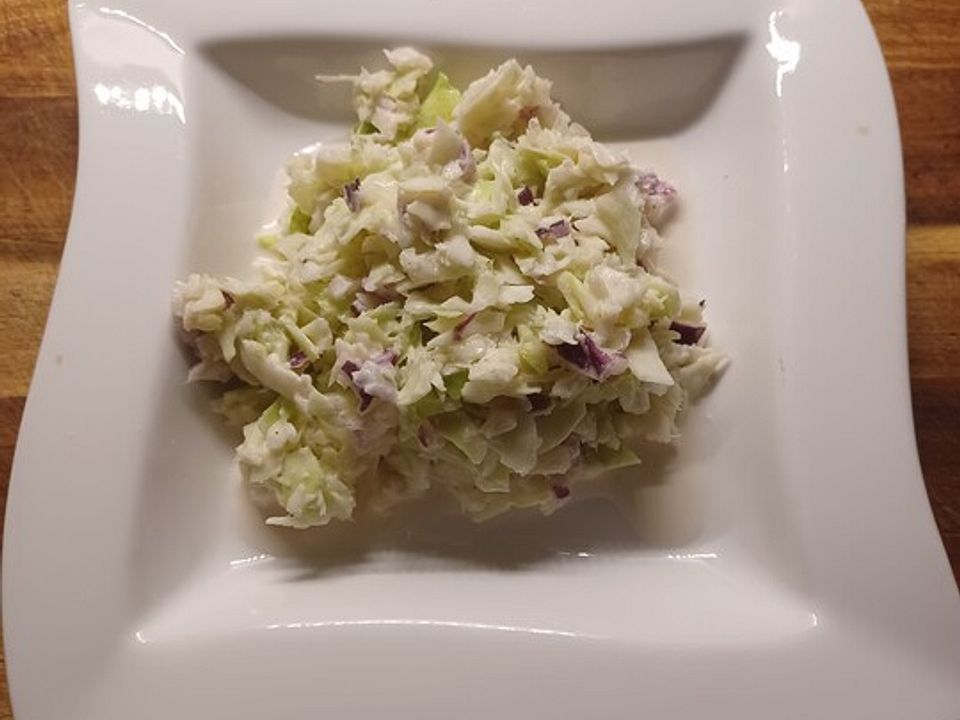 Siggis Weißkohlsalat mit Birne und roter Zwiebel von RoteZora1104| Chefkoch