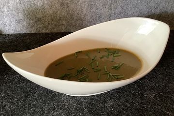 Sauerampfer-Suppe aus Fiefhusen
