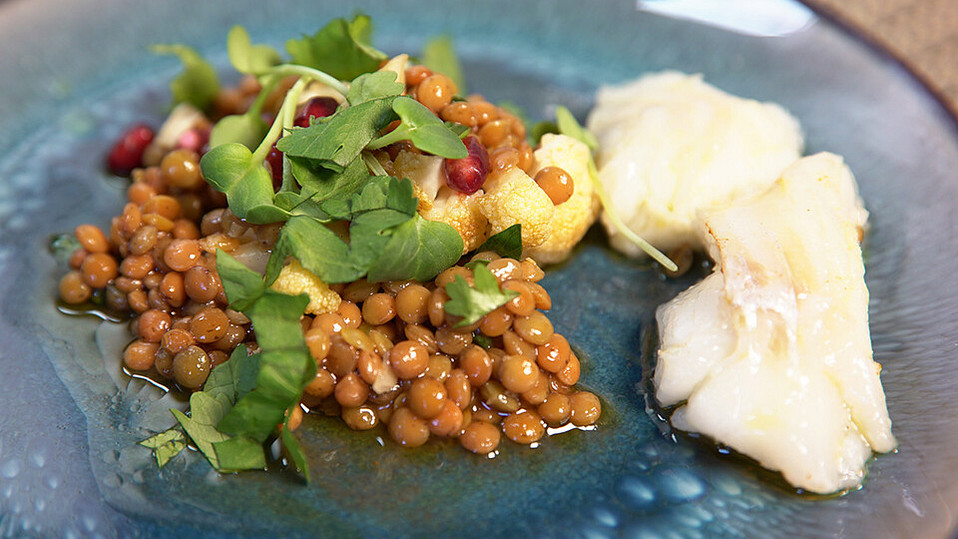 Confierter Fisch mit Linsensalat von DasperfekteDinner Confierter Fisch mit Linsensalat von DasperfekteDinner
