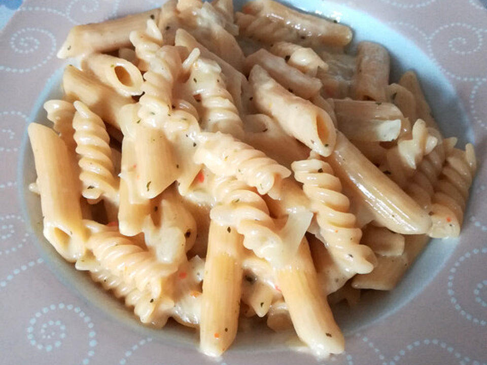 One Pot Pasta mit Kräuterschmelzkäse von Cooking_Soso98| Chefkoch