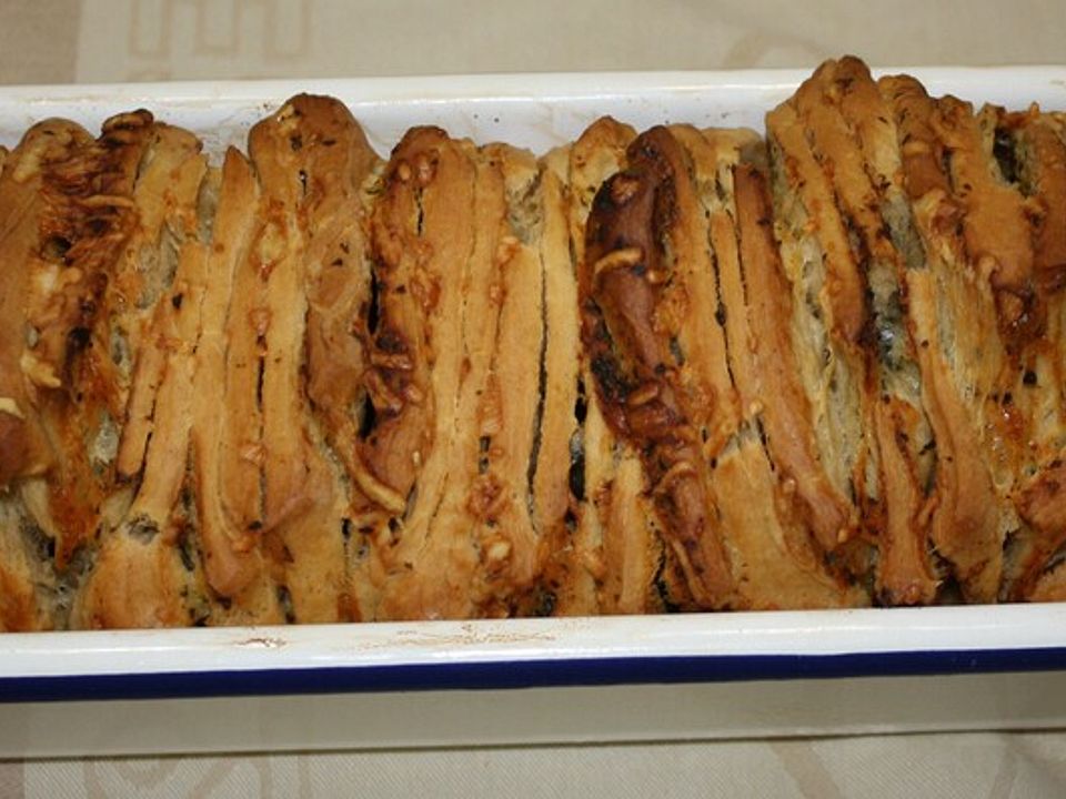 Stapelbrot mit Kräuterbutter von Klaumix| Chefkoch