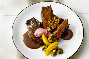 Reh-Schmorbraten mit Preiselbeeren