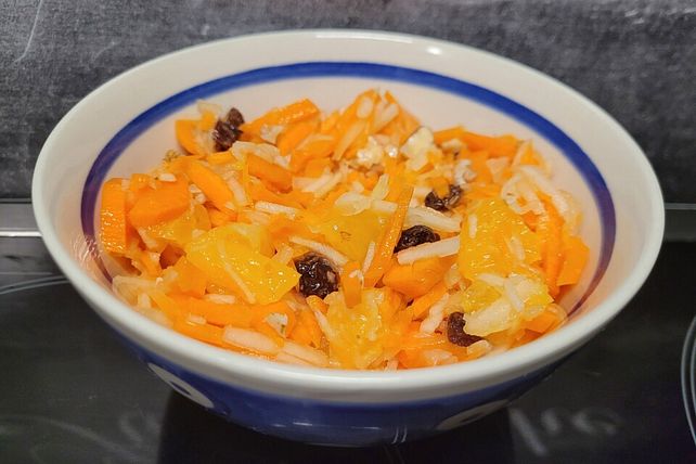 Saftiger süß-saurer Möhrensalat mit Orangen-Pfiff von arwen_elbe| Chefkoch