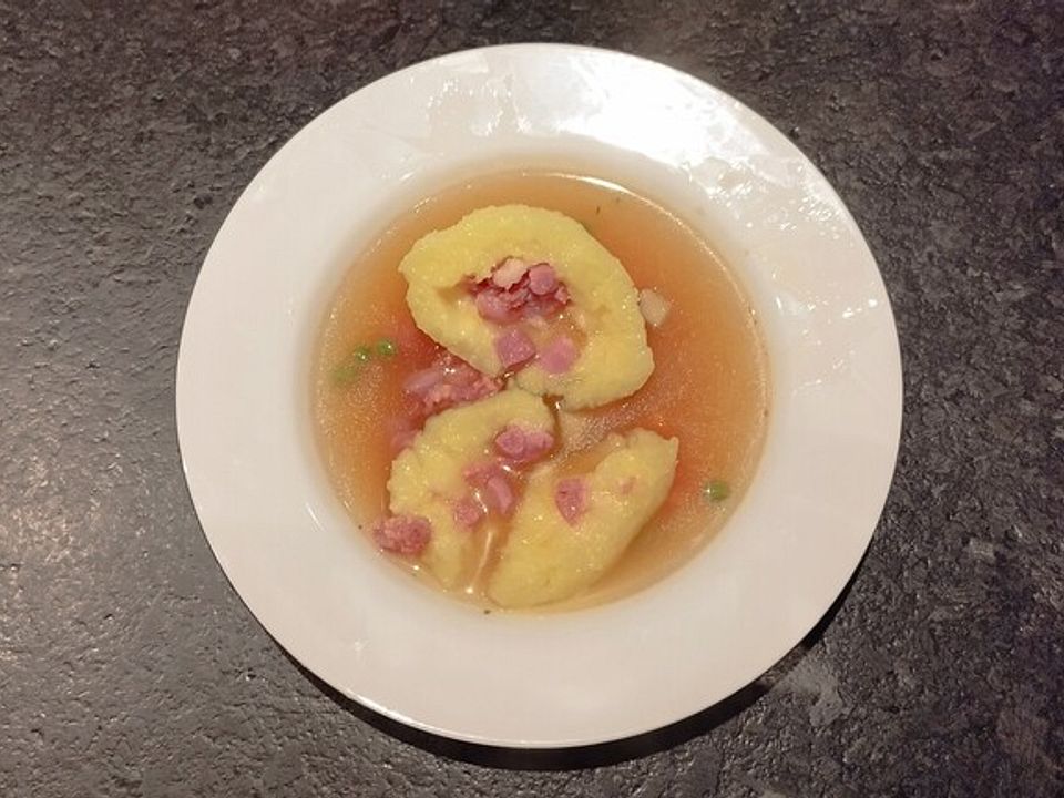 Kartoffelknödel gefüllt mit Kassler und Mettwurst von Andre2211| Chefkoch Kartoffelknödel gefüllt mit Kassler und Mettwurst von Andre2211| Chefkoch