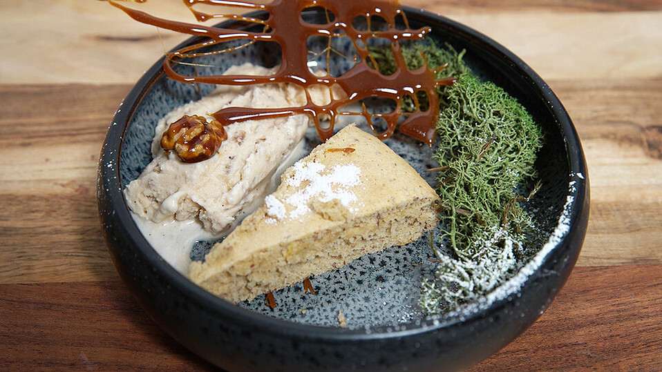 Walnusseis, Mandelkuchen &amp;quot;Santiago de Compostela&amp;quot; von DasperfekteDinner