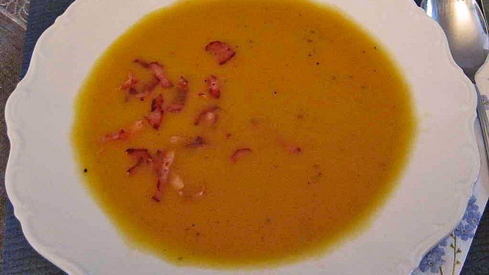 Pikante Kürbissuppe mit Majoran von Greuther0