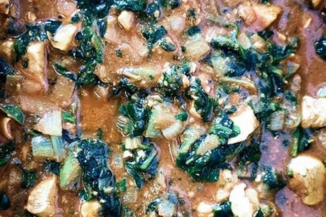 Indisches Hühnercurry mit Spinat - Palak Chicken von TienKuan| Chefkoch