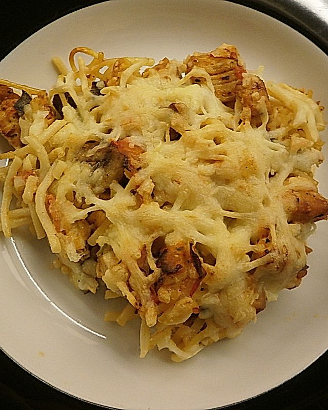 Spaghetti - Putenauflauf mit Paprika