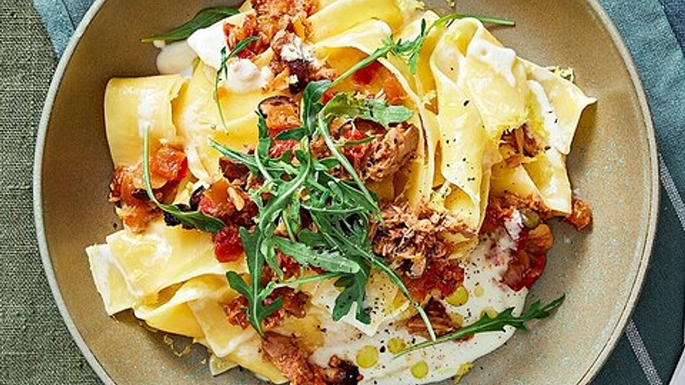 Zitronennudeln mit Thunfisch-Salat