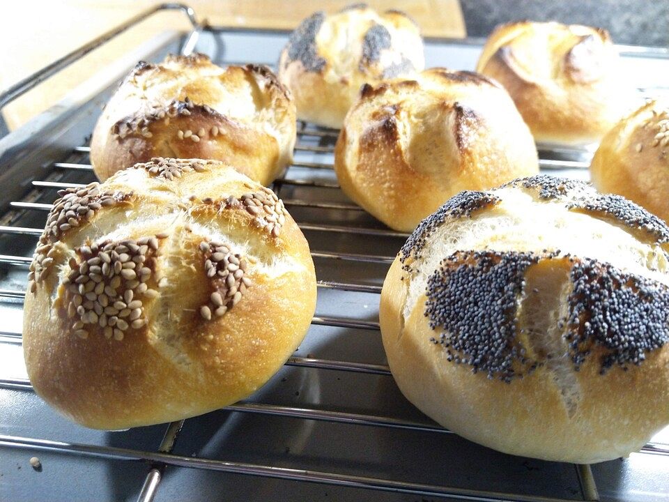 Dinkel-Sonntagsbrötchen mit Übernachtgare von radefels| Chefkoch