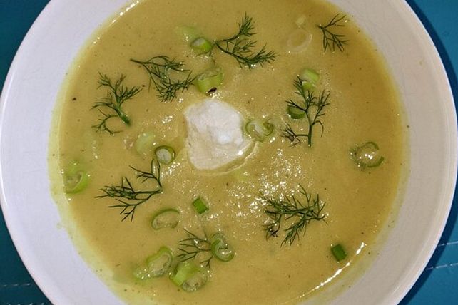 Petersilienwurzel-Fenchel-Cremesuppe mit Ziegenfrischkäse von piknole ...