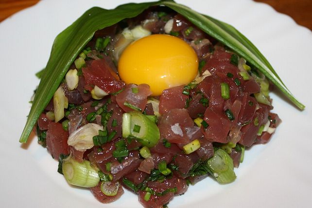Thunfischtatar mit Ei und Schnittlauch von Klaumix| Chefkoch