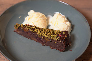 Torta di Pane und Vanilleeis
