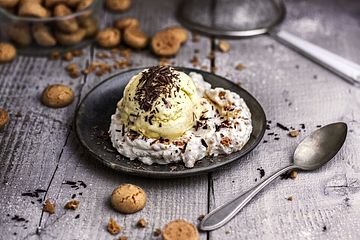 Vanilla Chocolate Eis mit Tiramisu-Mousse