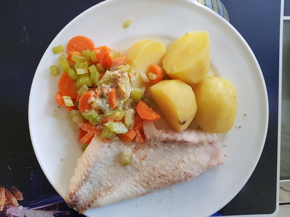 Kabeljaufilet mit Staudensellerie von rydercup007| Chefkoch