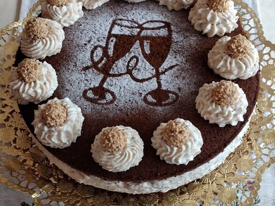 Giotto-Torte mit Nusssahne und Bananen von chiara| Chefkoch Giotto-Torte mit Nusssahne und Bananen von chiara| Chefkoch