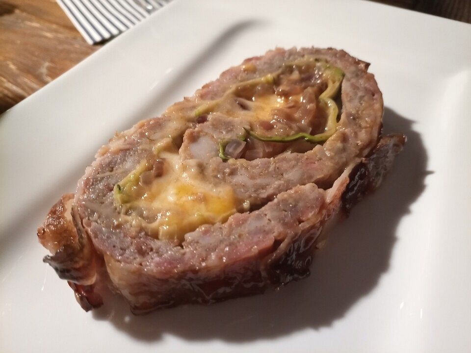 Zitroniger Zucchini-Käse-Spiralbraten mit Hack von GuntherB| Chefkoch