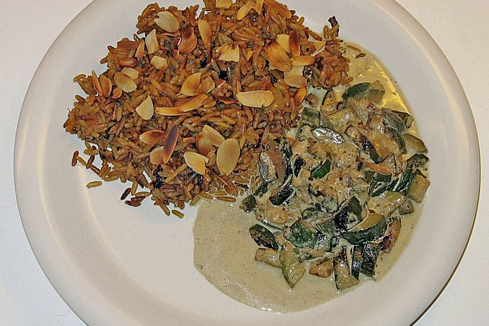Bananen - Curryreis mit Zucchini
