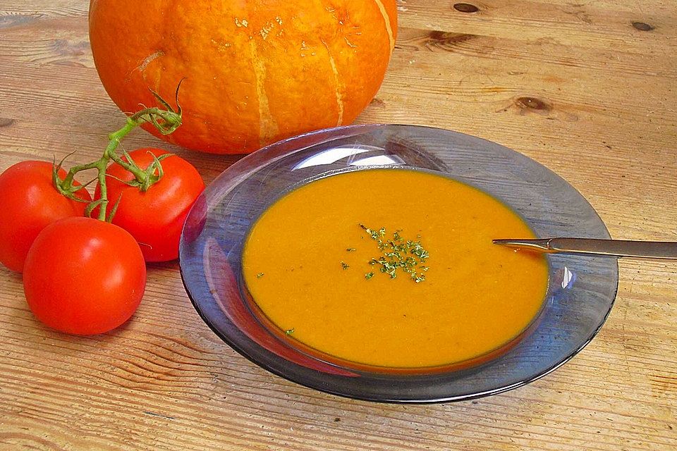 Kürbis - Tomatensuppe