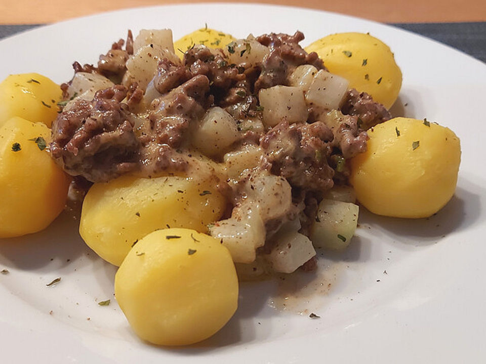 Kleine Zauberpfanne mit Hackfleisch, Schmelzkäse und Gemüse von ...
