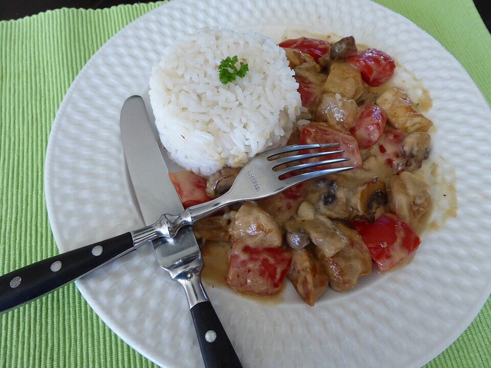 Hähnchenbrustragout mit Pilzen und Paprika von korsika1| Chefkoch