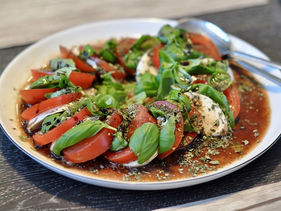 Tomate-Mozzarella - schnell &amp; einfach