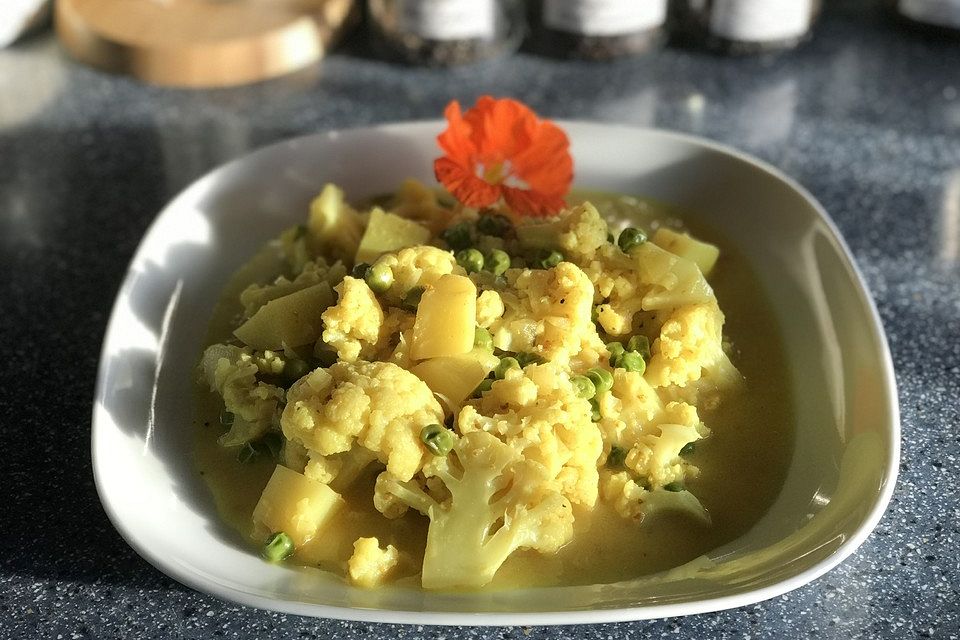 Würziges Blumenkohlcurry