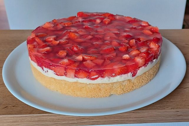 Erdbeerkuchen mit Schmandpudding von Tine300885| Chefkoch