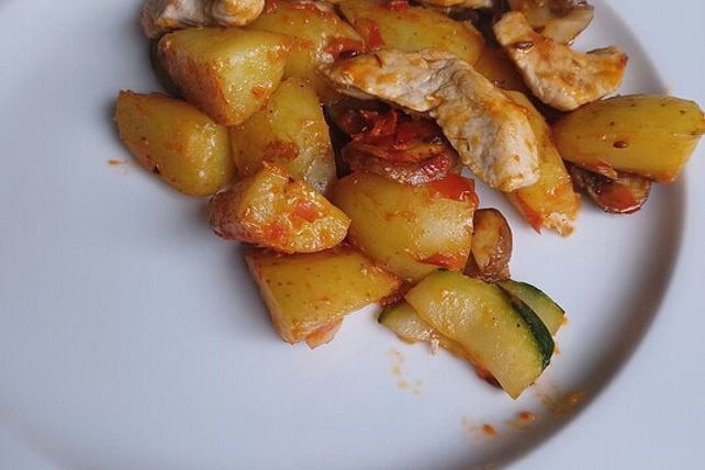 Putengeschnetzeltes mit Zucchini und Champignons von ...