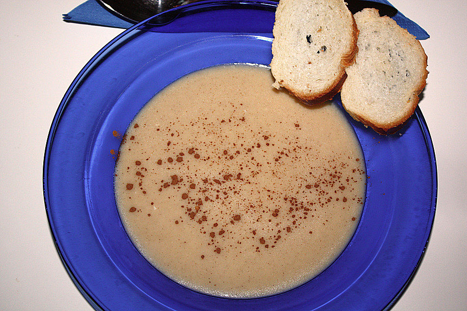 Rheinische Eiersuppe mit Weißwein