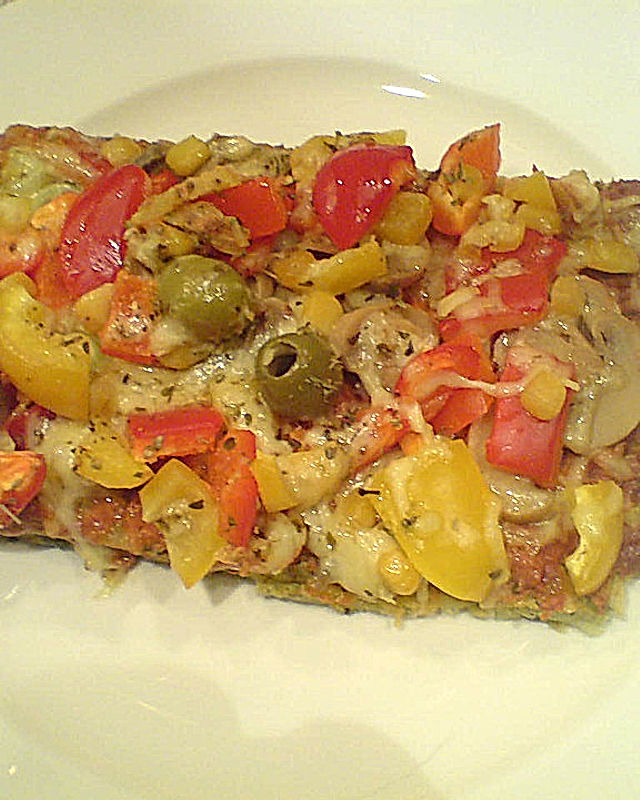 Bunte Kartoffel - Gemüse - Pizza