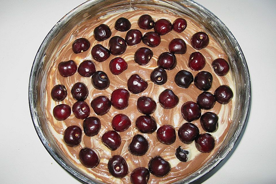 Kirsch - Haselnuss - Kuchen