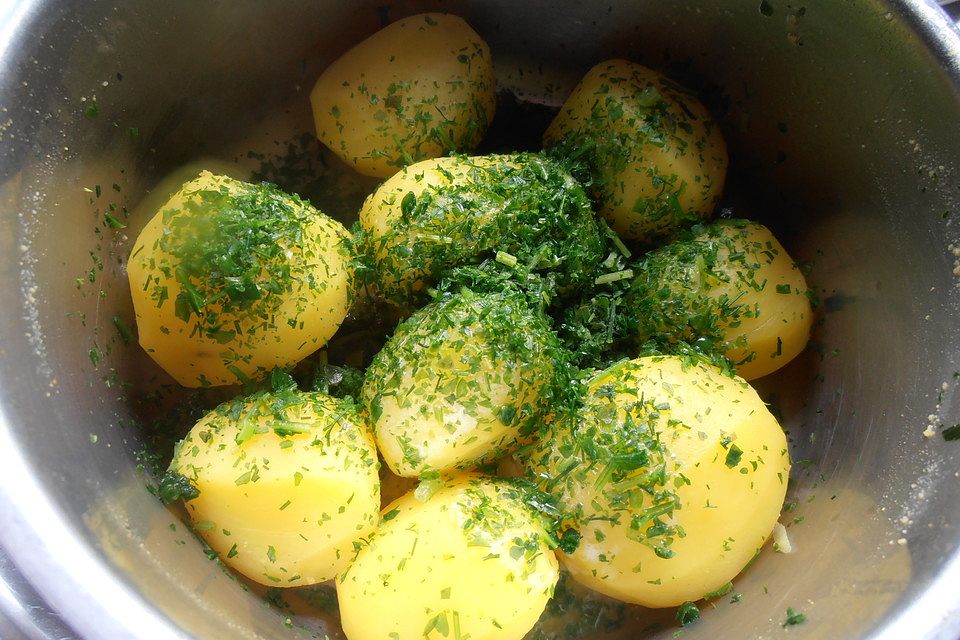 Kräuterkartoffeln gebacken Kräuterkartoffeln gebacken