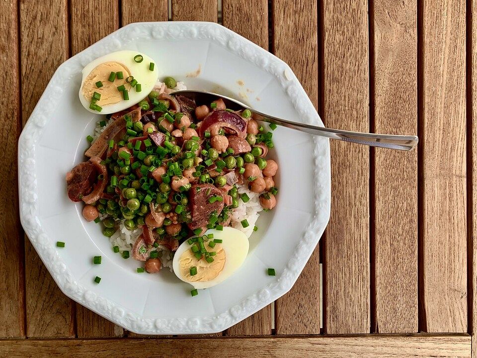 Curry aus Roten Beten mit Kichererbsen und jungen Erbsen von RobyToby ...
