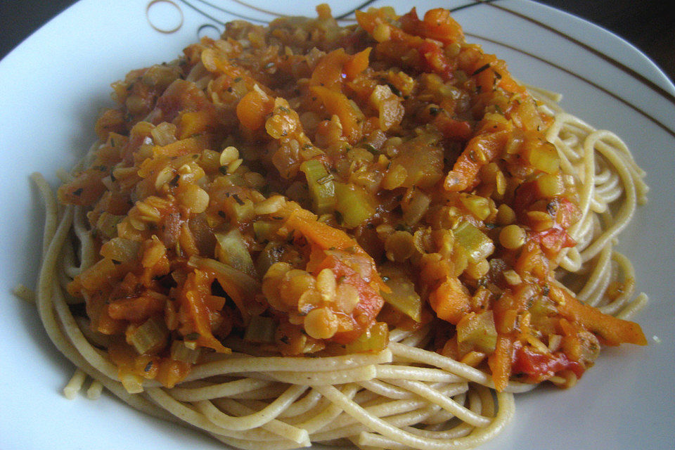 Bolognese von roten Linsen