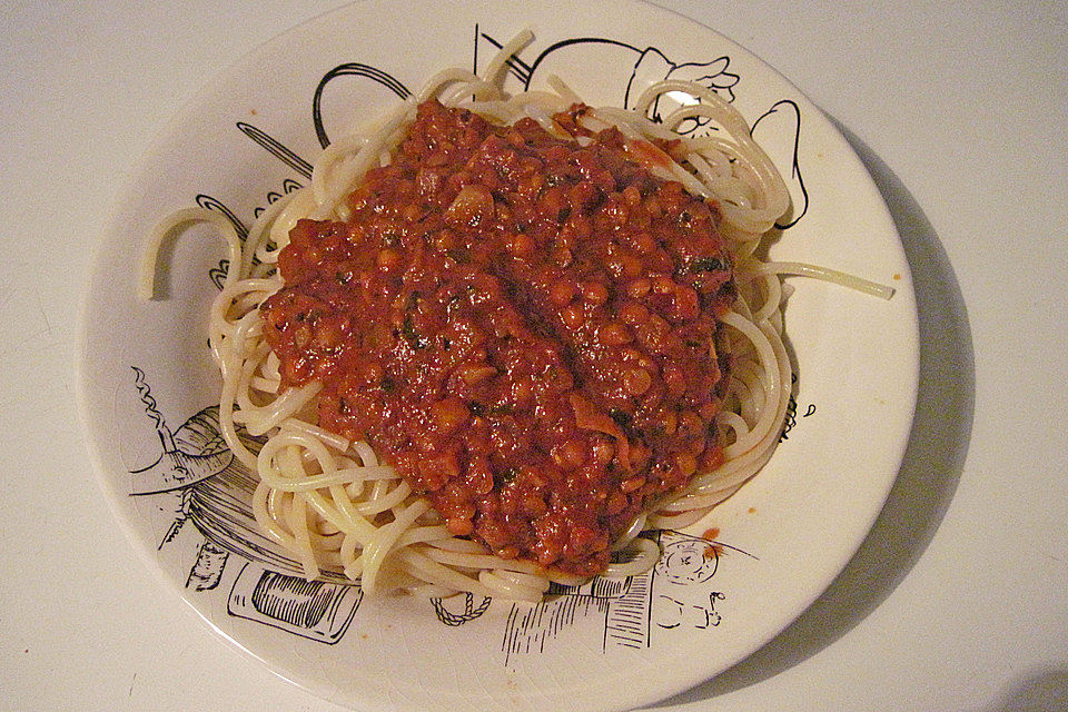 Bolognese von roten Linsen