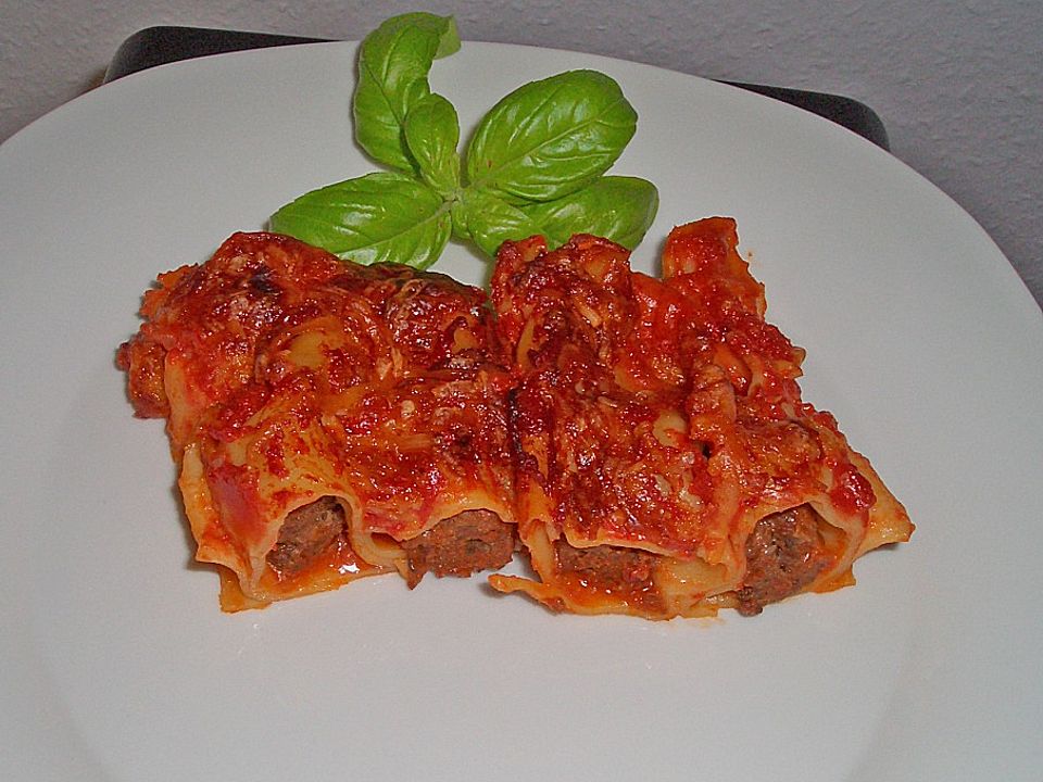 Cannelloni mit Hackfleisch - Tomatensoße von Meskya2| Chefkoch