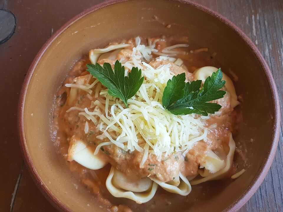 Zucchini-Tomaten-Sahnesoße von emiliafranz0504| Chefkoch