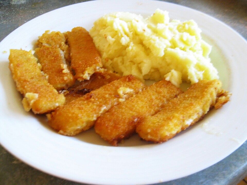 Kartoffelbrei mit Fischstäbchen von johanna_groenloh| Chefkoch