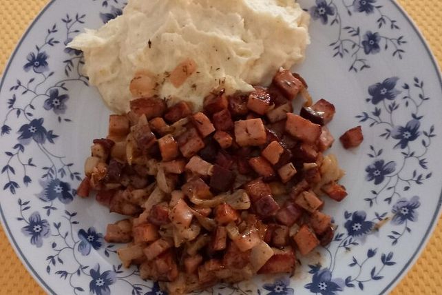 Schnelle Leberkäsepfanne von St_Calypso| Chefkoch