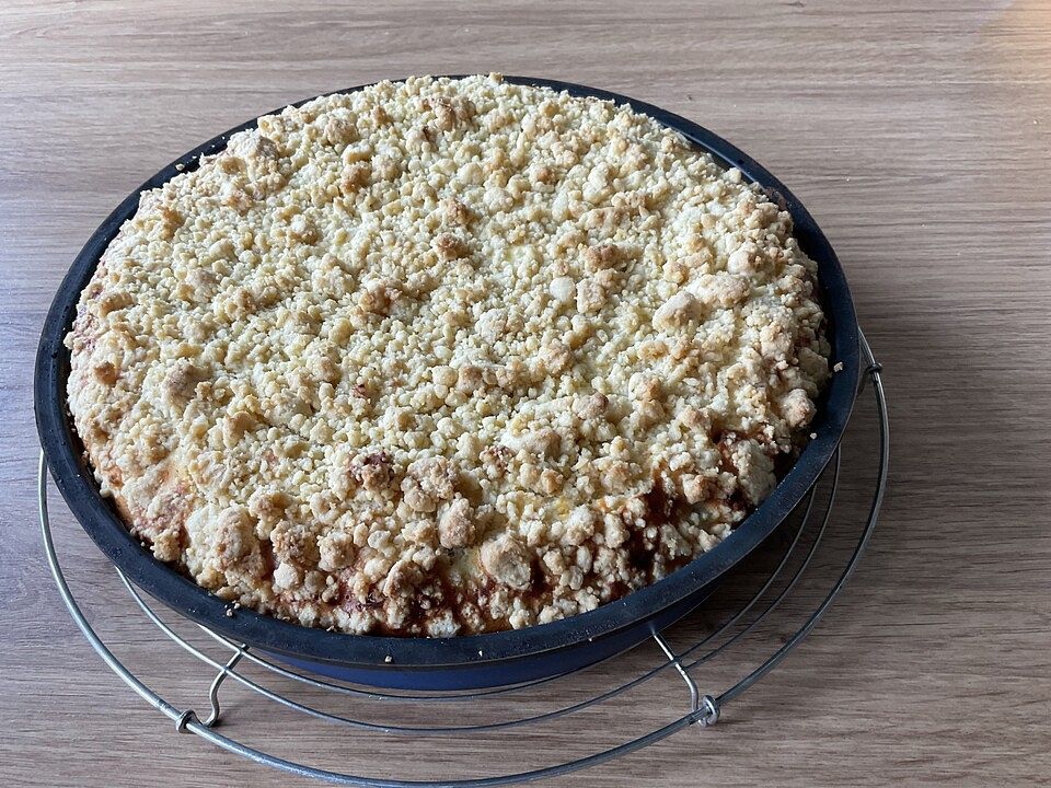 Kirsch-Quark-Streuselkuchen von groezi| Chefkoch