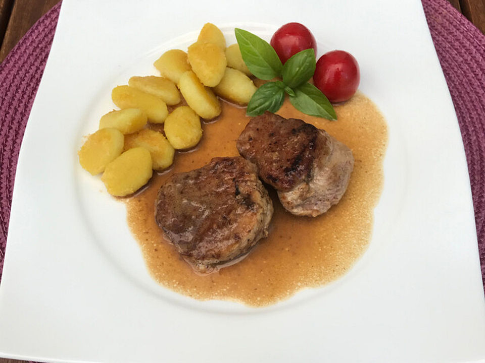 Tournedos al panna e marsala – Kalbsmedaillons mit Sahne-Marsala-Sauce ...
