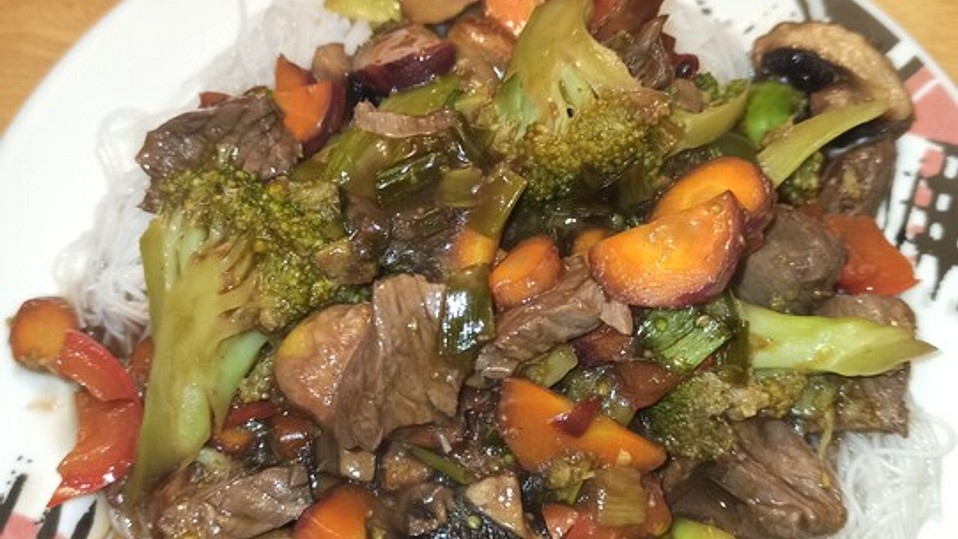 Rinderfilet mit Gemüse asiatische Art von AnKeTi Rinderfilet mit Gemüse asiatische Art von AnKeTi