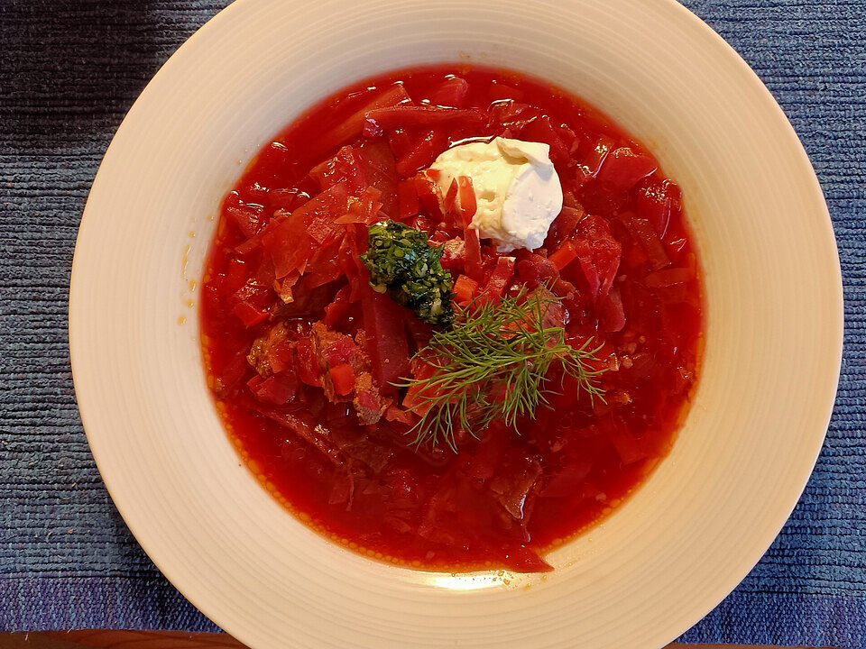 Ukrainischer Rote Bete Eintopf - Borschtsch von Rübensirup| Chefkoch