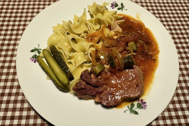 Rinderzunge in würziger Sauce - Langue de bœuf en sauce épicée von ...