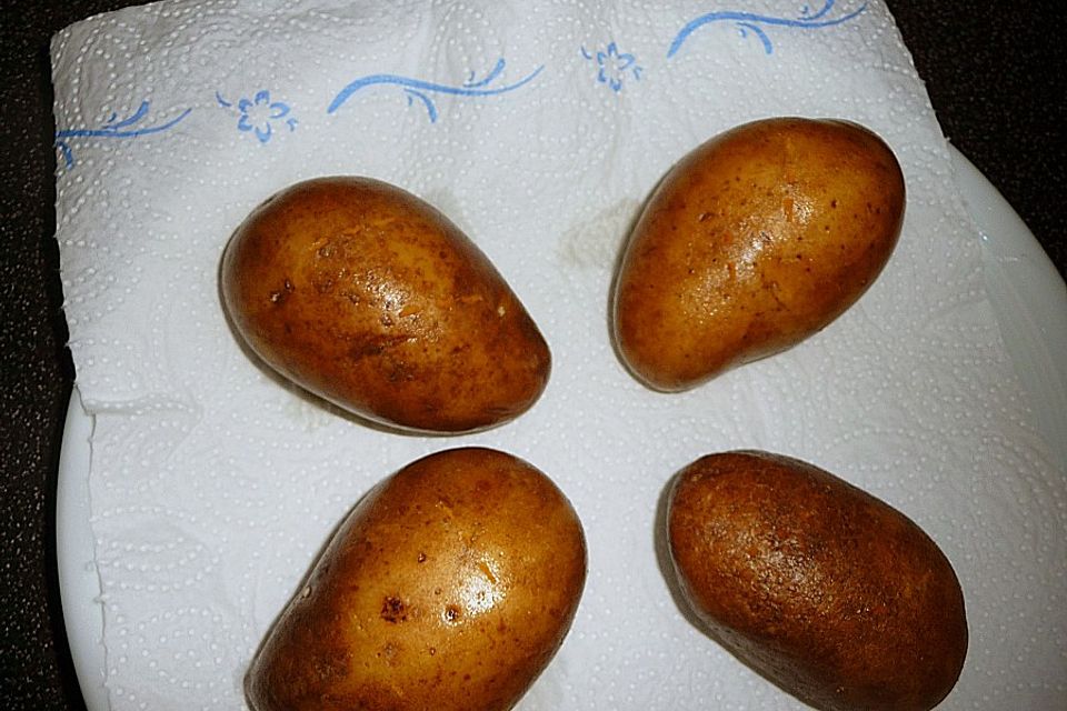 Backkartoffel aus der Mikrowelle