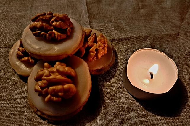 Nuss-Marzipan-Taler von victoria_eder| Chefkoch