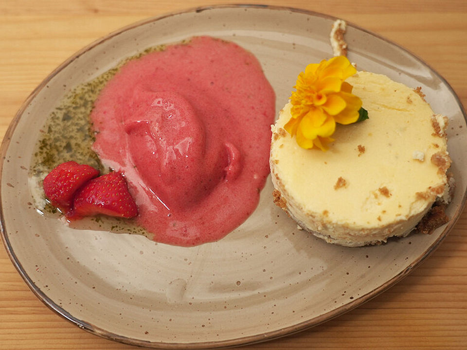 The American Classic: Strawberry and Cheesecake - Erdbeersorbet und ...