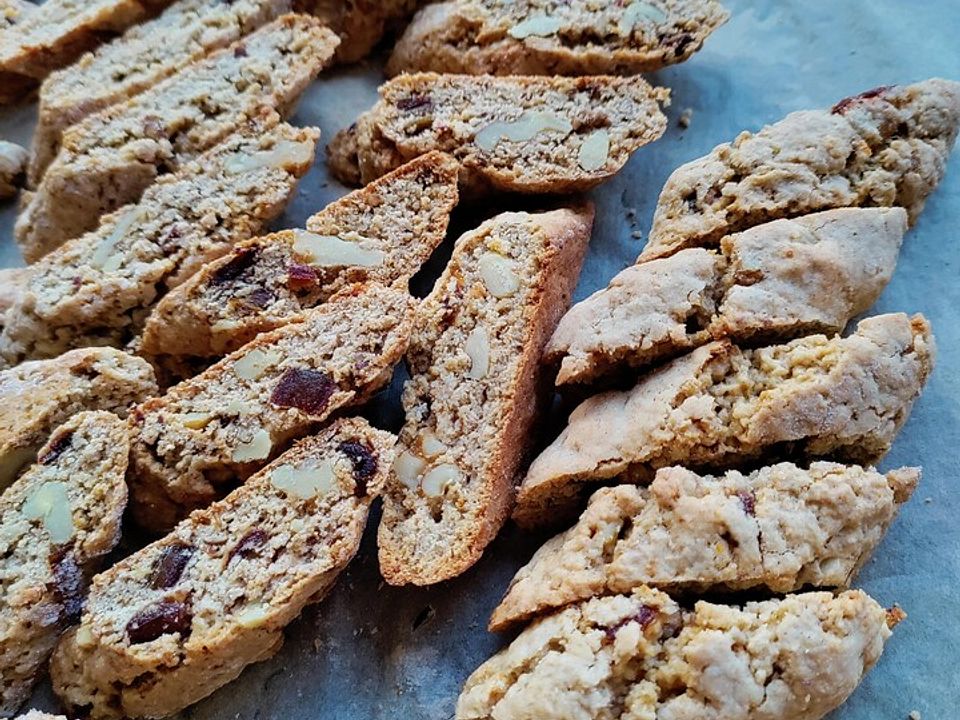 Walnuss-Dattel-Cantuccini von kuehn-hh| Chefkoch