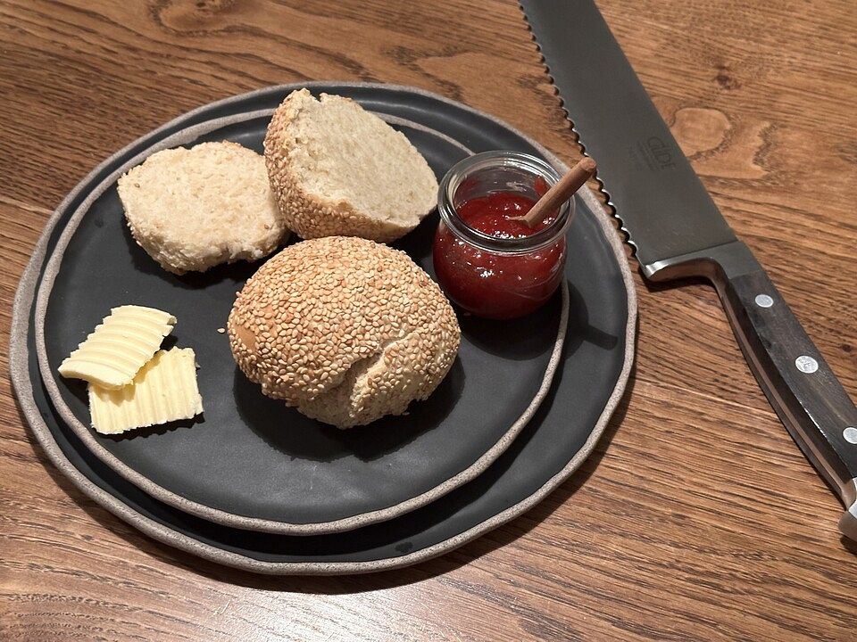 Sesambrötchen von Lievenarius| Chefkoch
